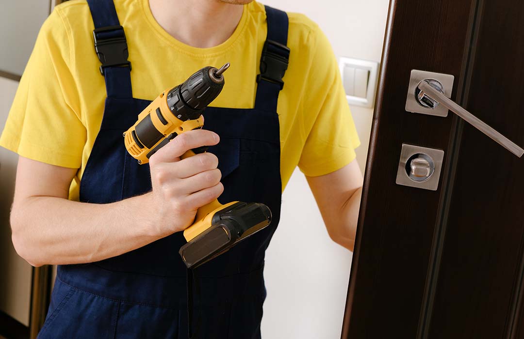 Answering Service for Locksmiths recording calls, transcribing conversations, and sending clear summaries.